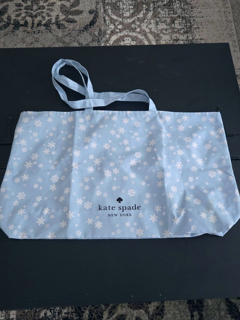NWOT Kate Spade blue / white snowflake print tote bag